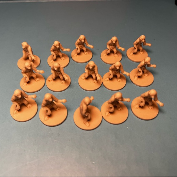 Twilight Creations’ Zombies!!! 12: Zombie Zoo Board Game - Picture 14 of 16